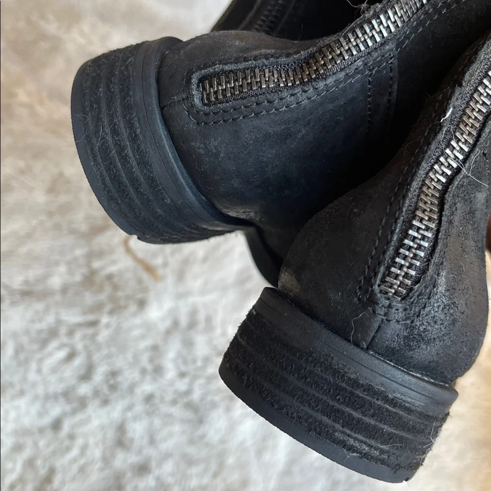 Born Borman Black Suede Knee-High Boots round toe